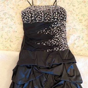 Homecoming/dance dress - black with sequins